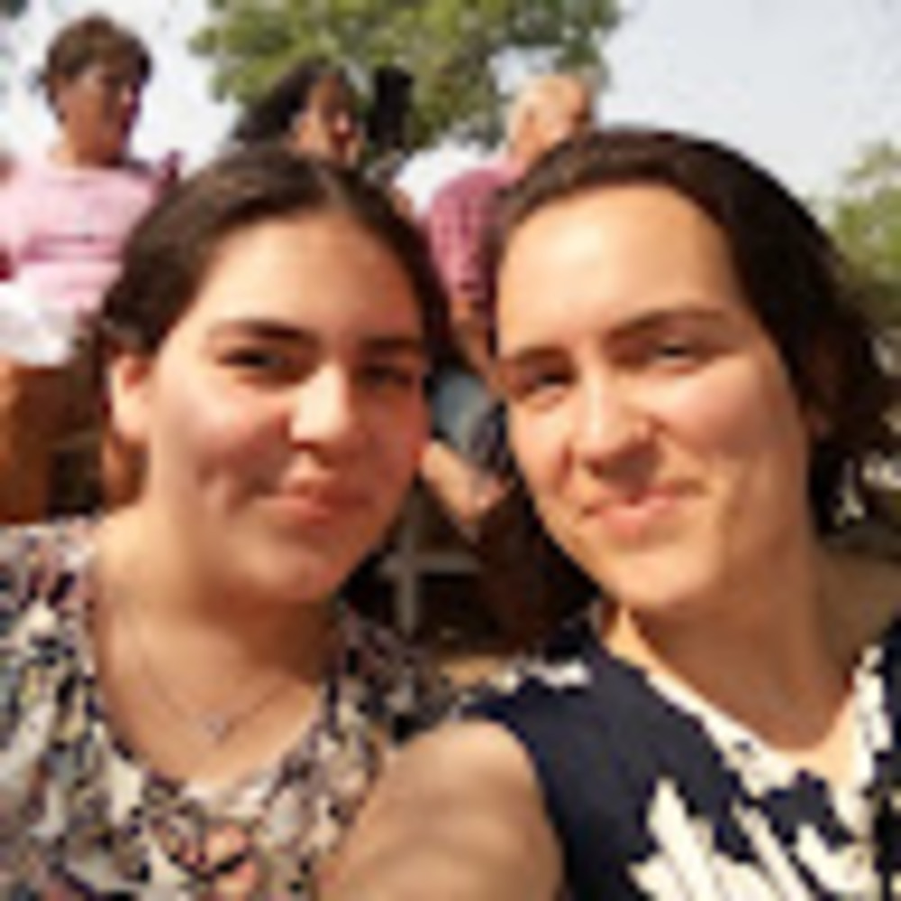 Meet your Posher, Monique